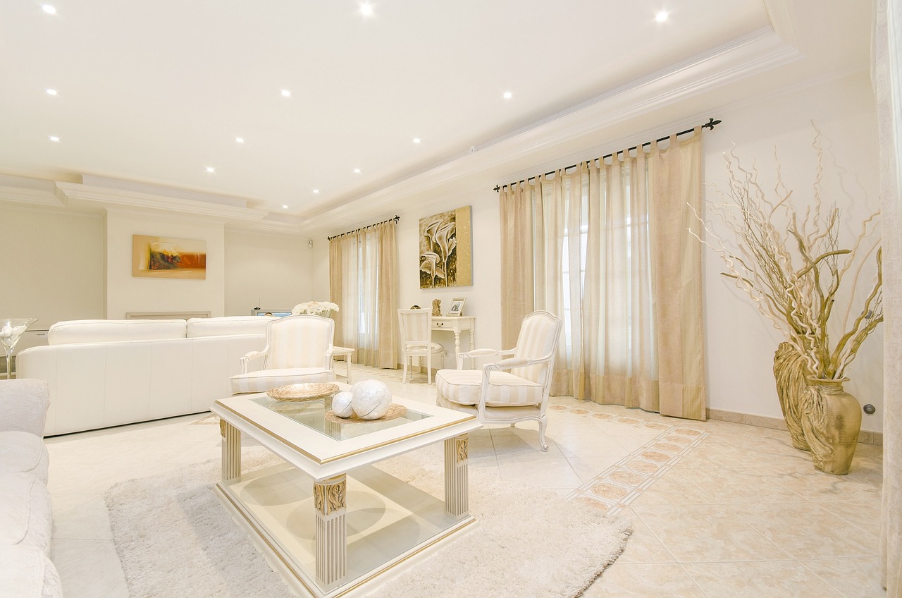 Tips for Decluttering Your Bedroom for a Restful Space